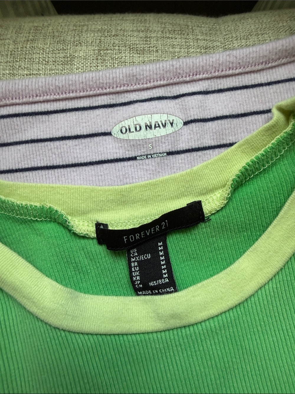 bundle two tops - Picture 3 of 3